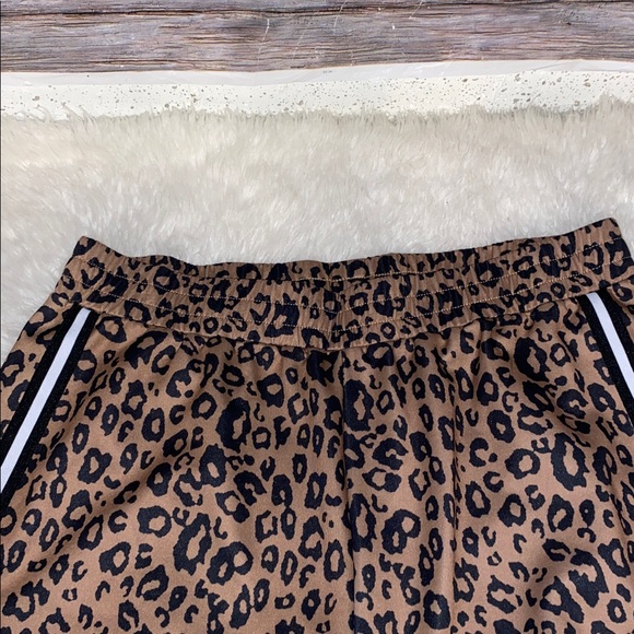 Leopard Print Athletic Shorts - Picture 3 of 5